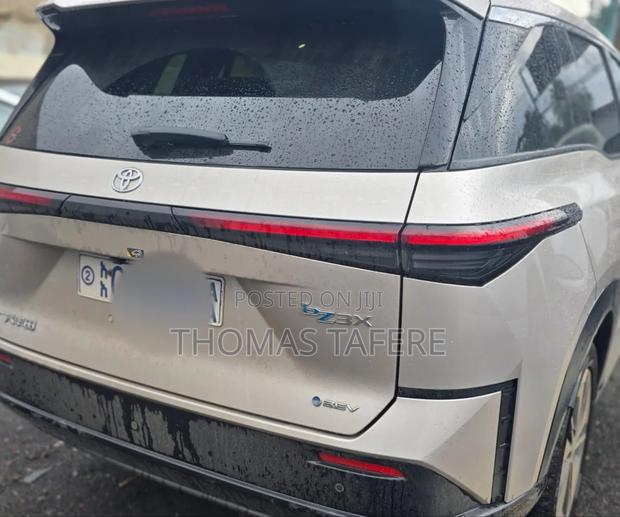 Toyota bZ3 2025 Beige