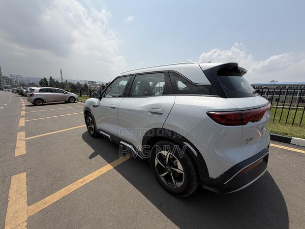 BYD Yuan Up 2025 White