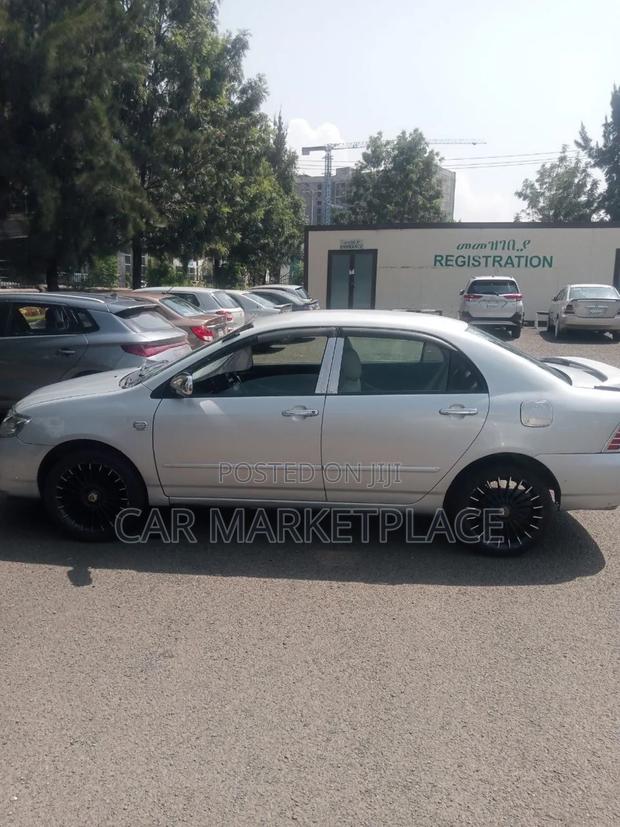 Toyota Corolla 2005
