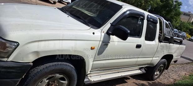 Toyota Hilux 2004