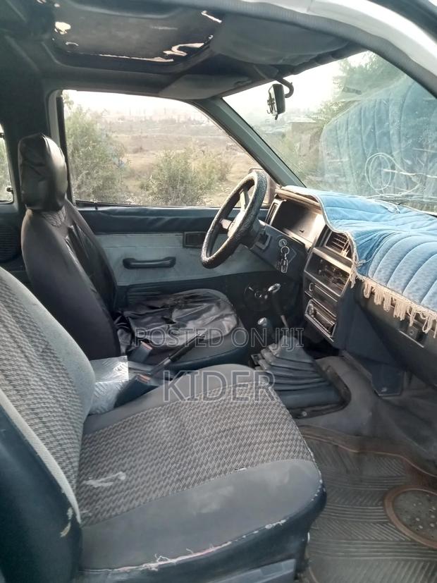Nissan Terrano 1987 White