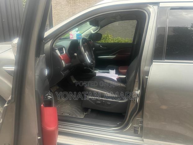 Nissan X-Trail 2023 Gray