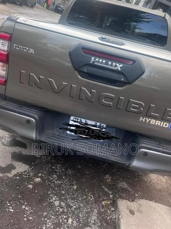 Toyota Hilux 2025