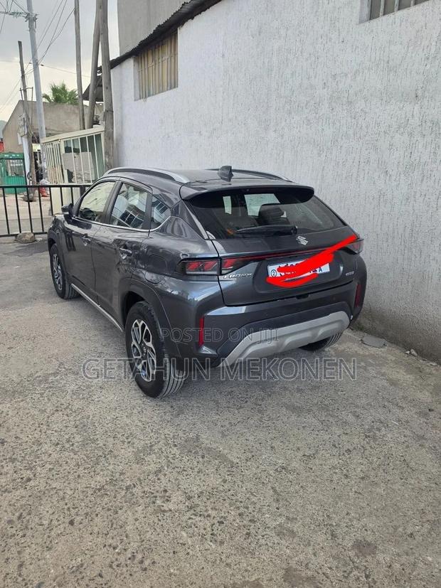 Suzuki Fronx 2025 Gray