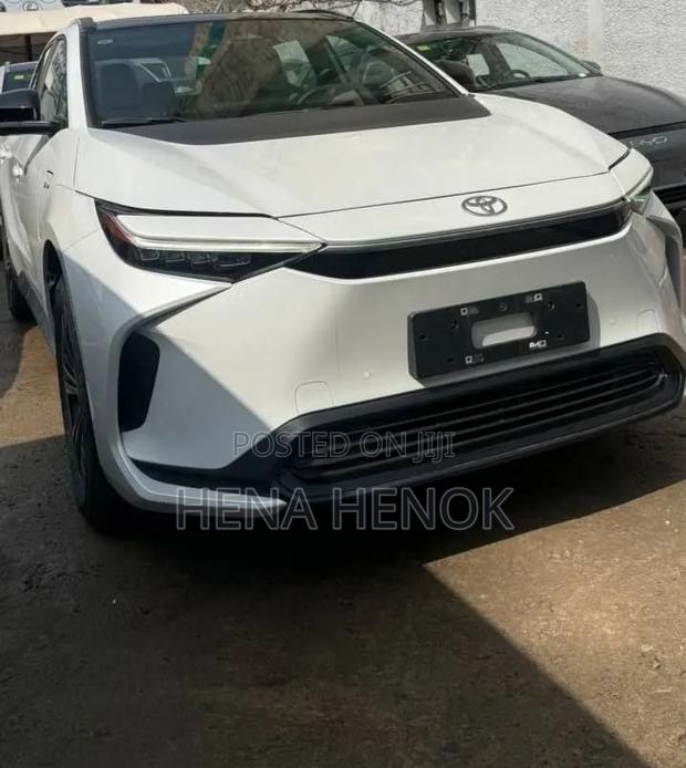 New Toyota bZ4X 2025 White