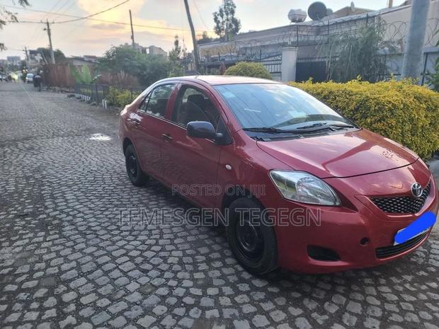 Toyota Yaris 2011