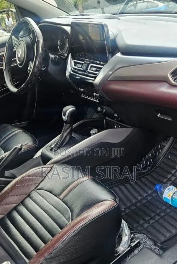 Suzuki Fronx 2025 Gray