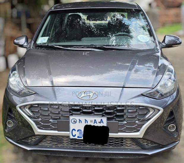 Hyundai I10 2022 Gray