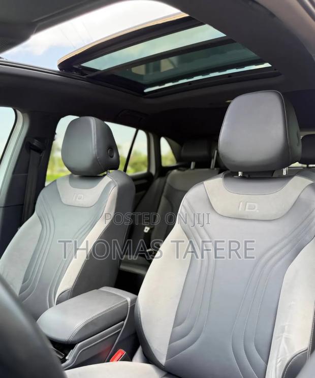 Volkswagen ID.4 2023 White