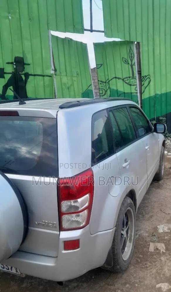 Suzuki Grand Vitara 2007 Silver