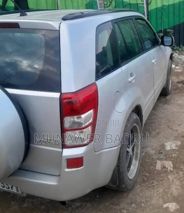 Suzuki Grand Vitara 2007 Silver