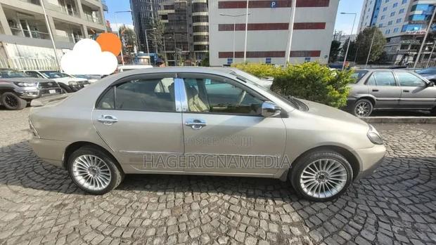 Toyota Corolla 2003 Silver