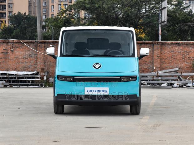 New Foton Sup 2025 White