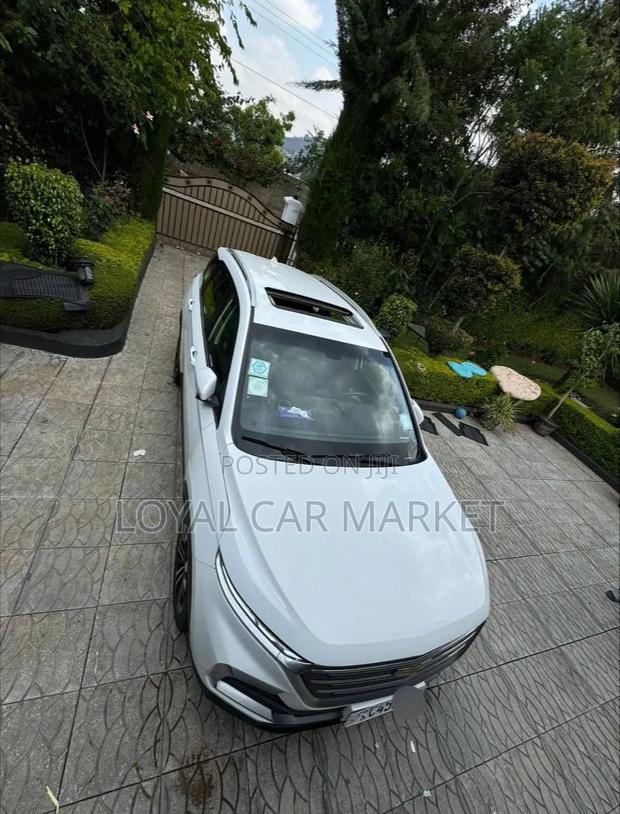 Chevrolet Captiva 2021 White
