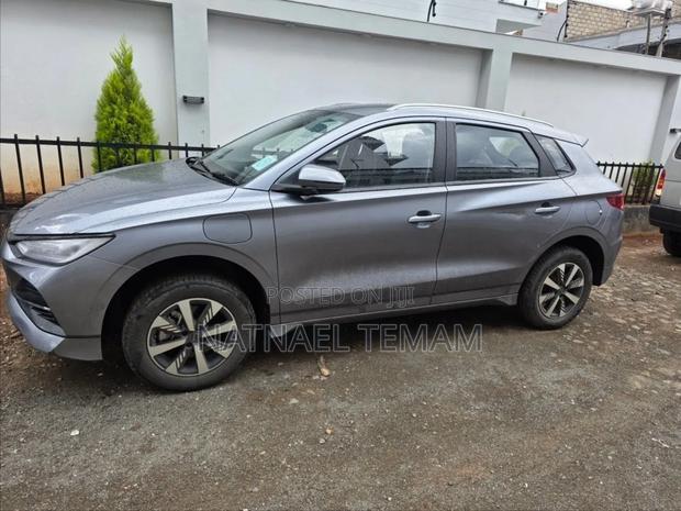 BYD E2 43 kWh 94 hp FWD 2024 Blue
