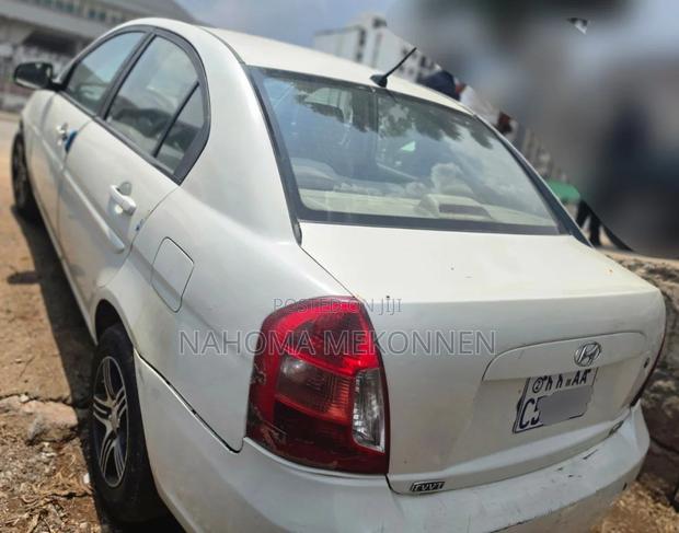 Hyundai Accent 2007 White