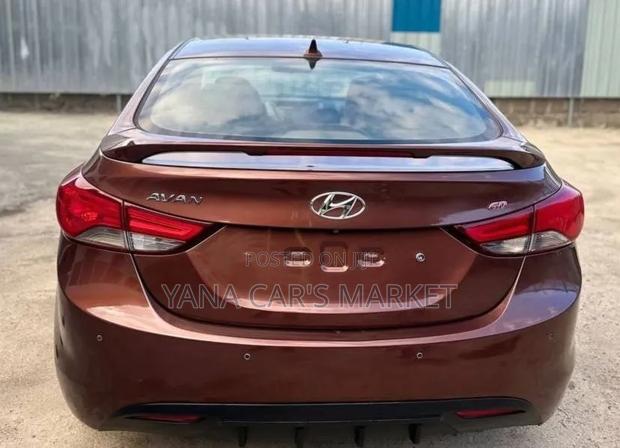 Hyundai Avante 2015 Gray