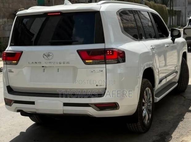 New Toyota Land Cruiser 2026 White