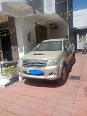 Toyota Hilux 2015 Blue for sale
