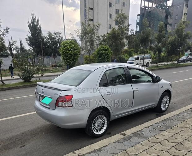 Toyota Yaris 2007 Silver