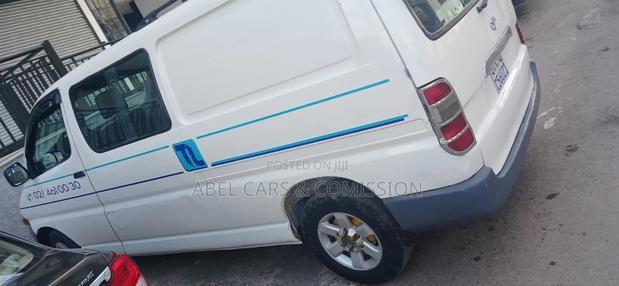 Toyota Vitz 2001 Silver