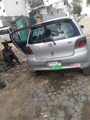 Toyota Vitz 2001 Silver for sale