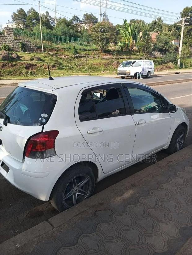 Toyota Yaris 2008 White