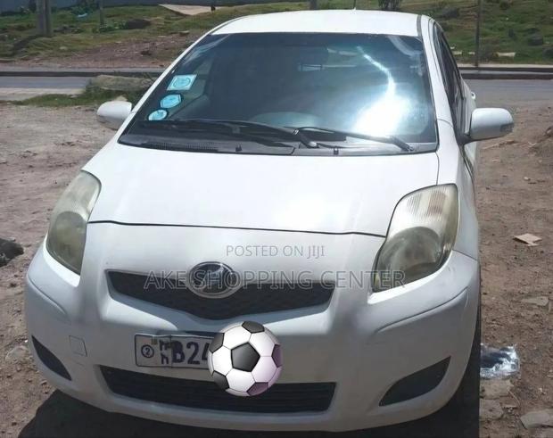 Toyota Yaris 2008 White