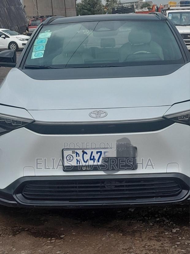 Toyota bZ4X 2023 White