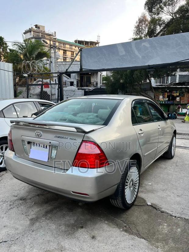 Toyota Corolla 2007 Gold