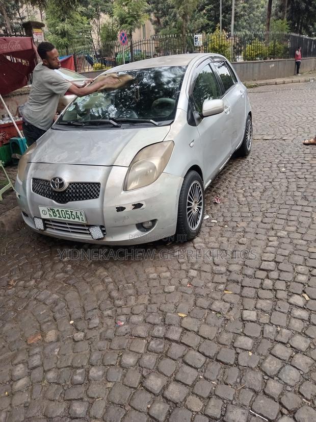 Toyota Yaris 1.0 VVT-i 2007 Silver
