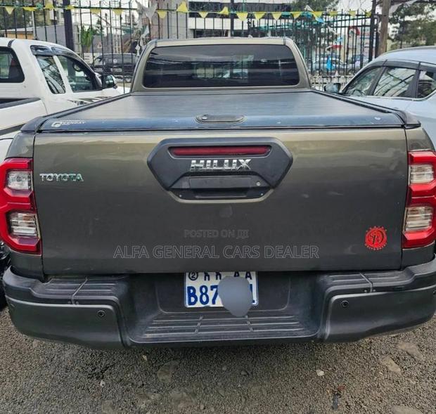 Toyota Hilux 2021
