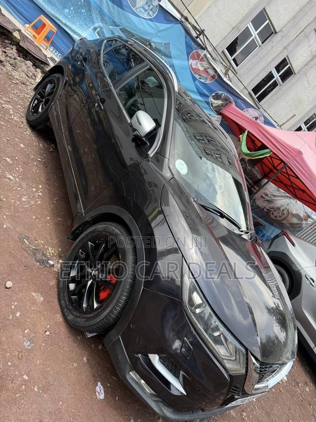 Nissan Qashqai 2018 Black