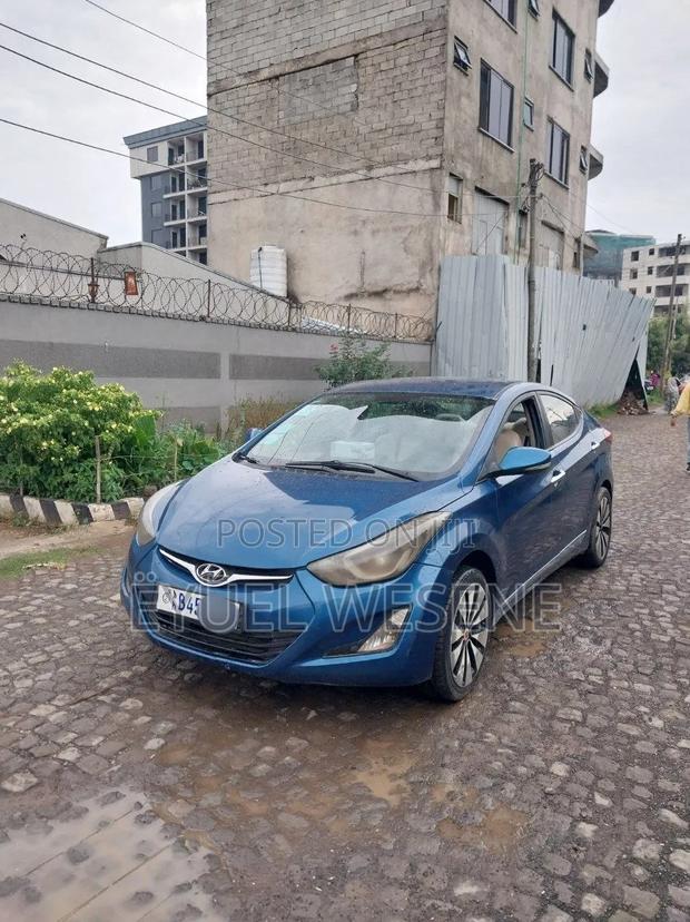 Hyundai Avante 2015
