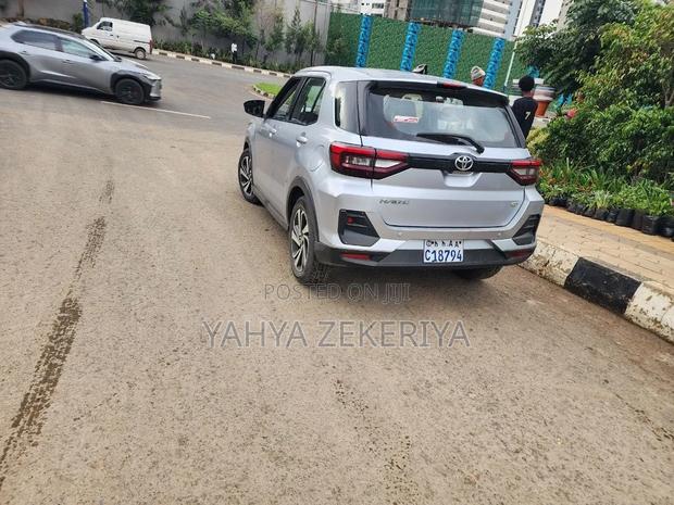 Toyota Raize 2022 Silver