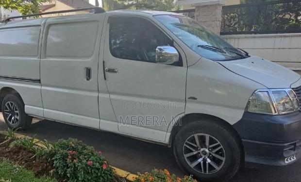 Toyota Hilux 2008 Silver