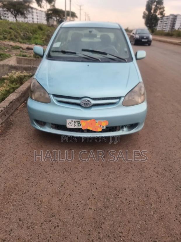 Toyota Platz 2005 Blue