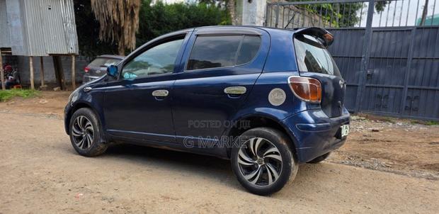 Toyota Vitz 1.3 AWD 3dr 2004 Blue