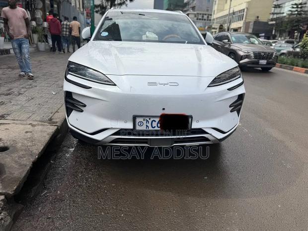 BYD Song Plus 2024 White