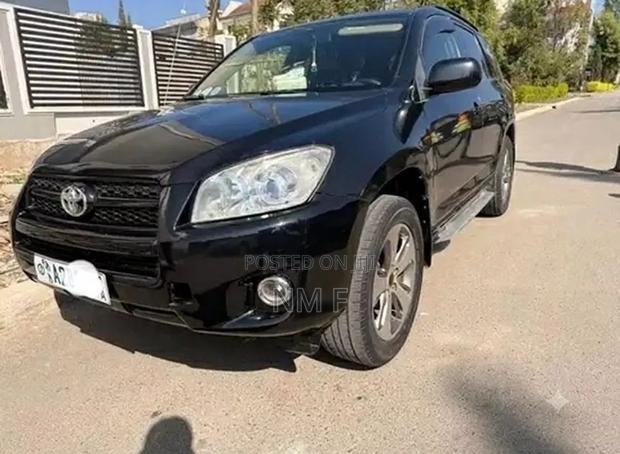 Toyota RAV4 2.4 2008 Black