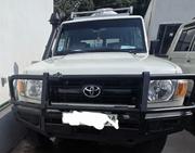 Toyota Land Cruiser 2017 White for sale