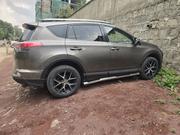 Toyota RAV4 2018 Brown for sale