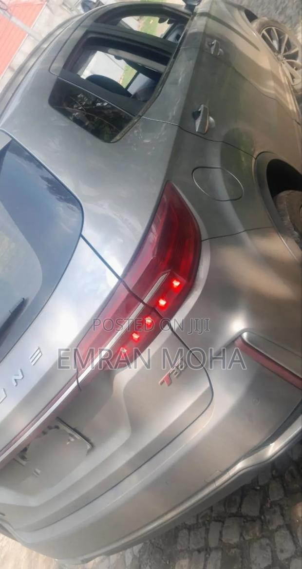 Bestune T33 1.2 FWD 2022 Beige