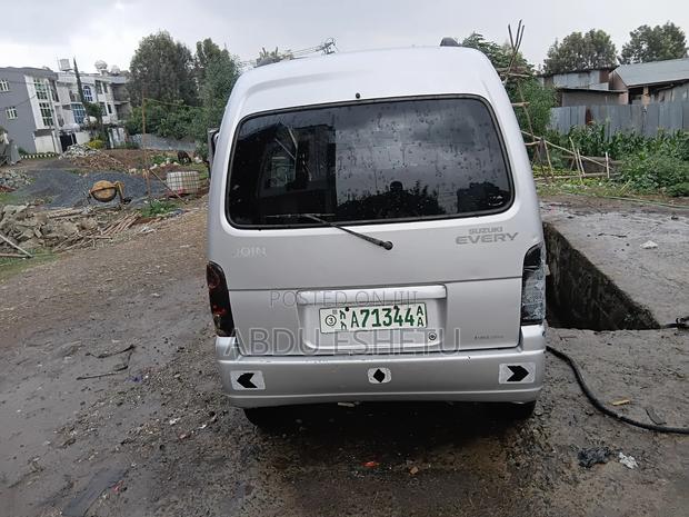 Suzuki Every Wagon 2005 Silver