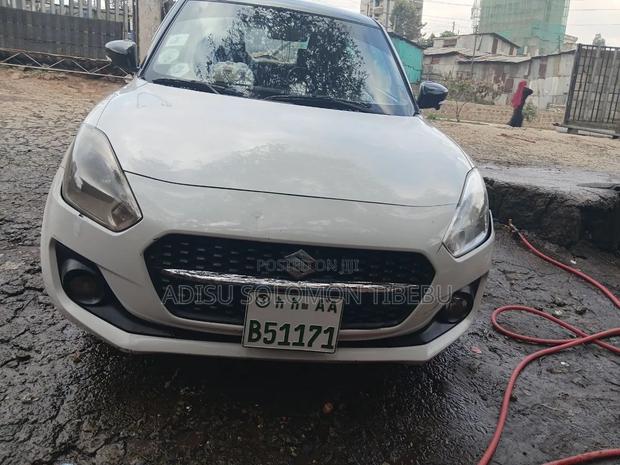Suzuki Swift 2022 Ivory