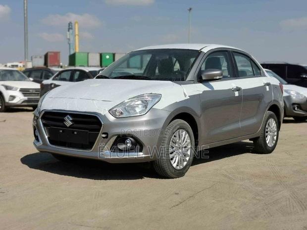 Suzuki Dzire 2022 Silver
