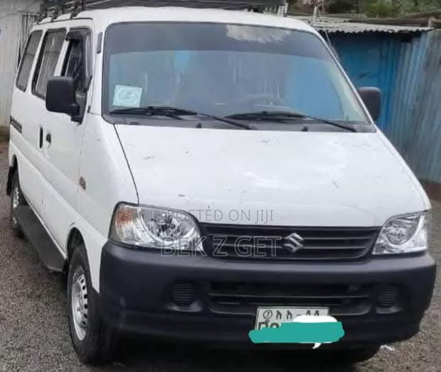 Suzuki Eeco 2024 White