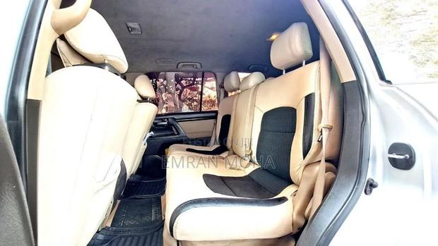 Lexus LX 2018 Black