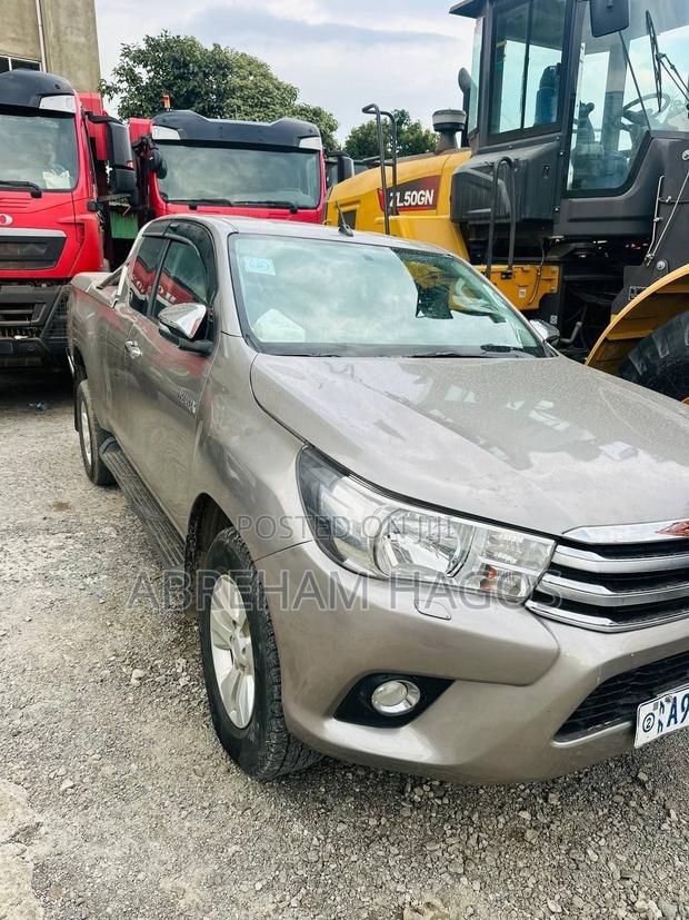 Toyota Hilux Revo Single Cab Deisel 2.4 RWD 2017 Gray