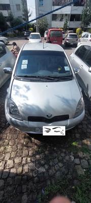 Toyota Vitz 2000 Silver for sale